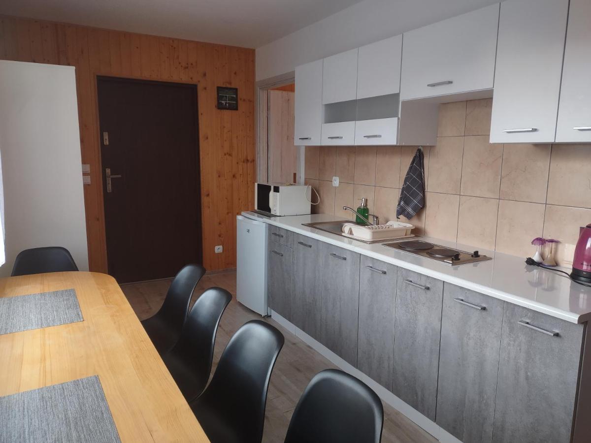 Idylla Villa Polom Maly Exteriör bild