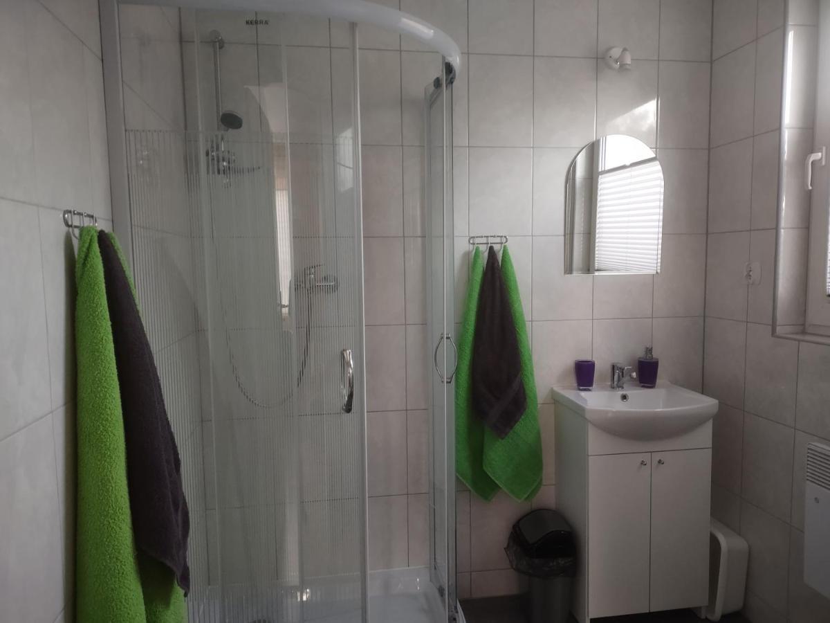 Idylla Villa Polom Maly Exteriör bild