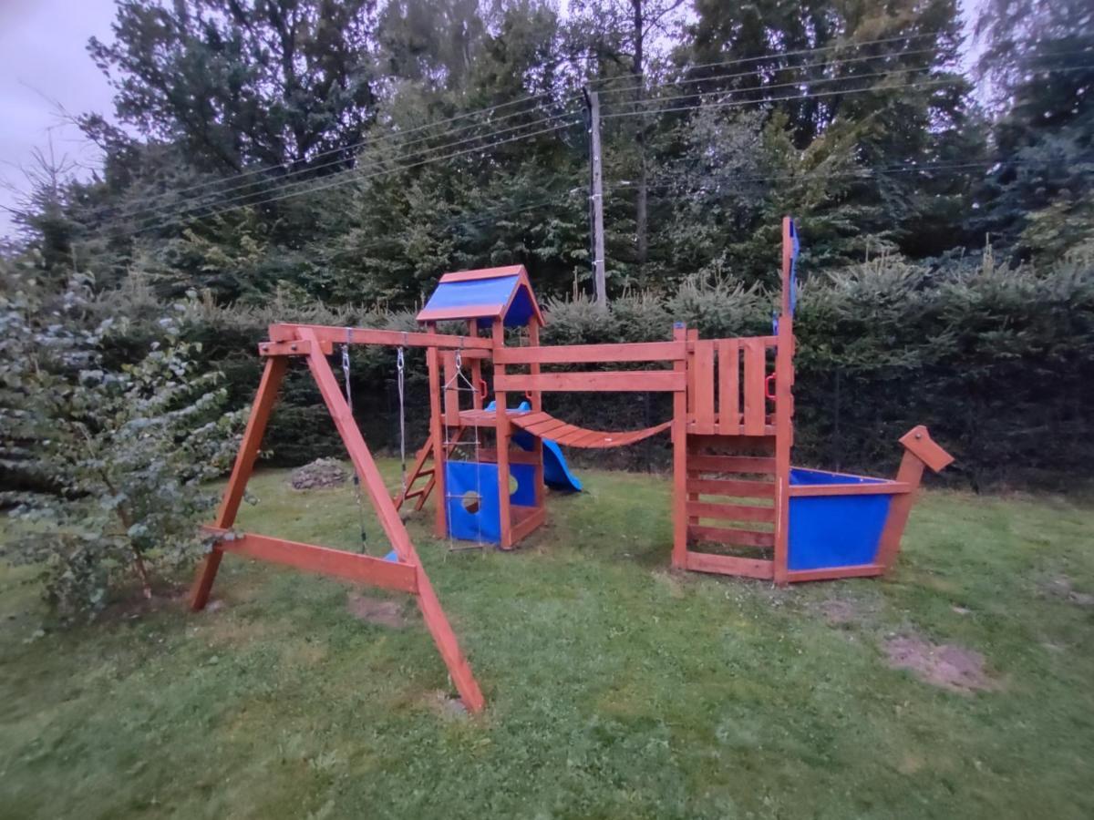 Idylla Villa Polom Maly Exteriör bild